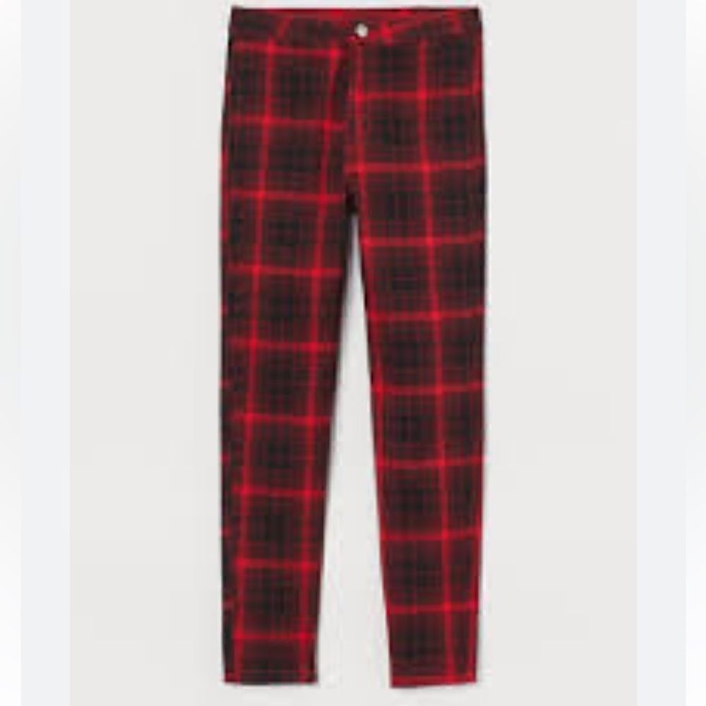 Red‎ Plaid Pants High waisted fitted black  women’s size 8 H&M
